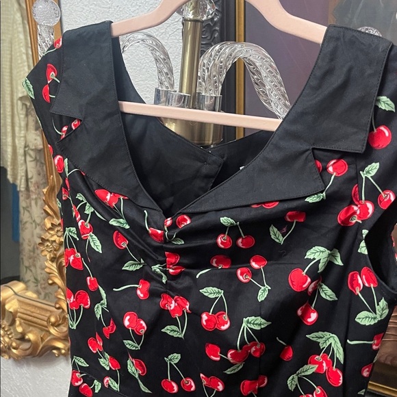 π Hell Bunny Vixen Cherry Print Dress β Size Small (NWOT Without Tag) - Picture 9 of 9
